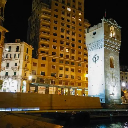 Appartamento Indipendente A Due Passi Dal Centro Savona Exterior photo